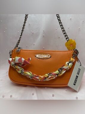 Steve Madden Orange Scarf Baguette 🧡